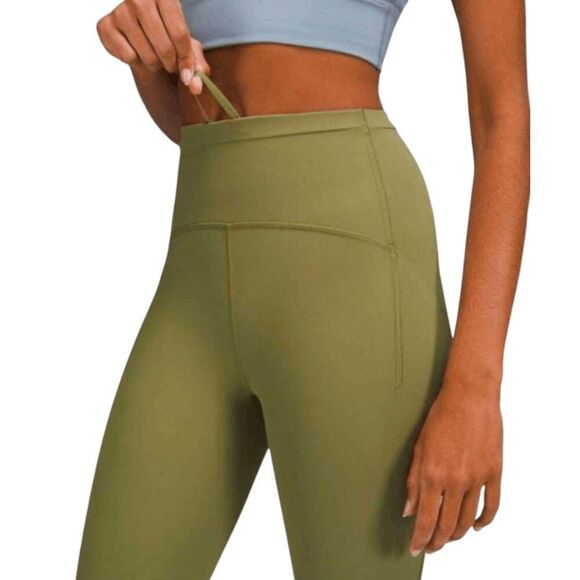 NWT LULULEMON ATHLETICA Swift Speed Hi-Rise Crop 'Full-On Luxtreme 21" Size 0 - Picture 3 of 7